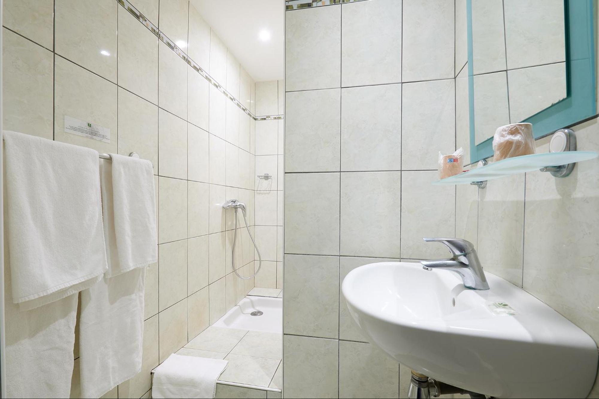 Hotel Triton Collioure Exterior foto